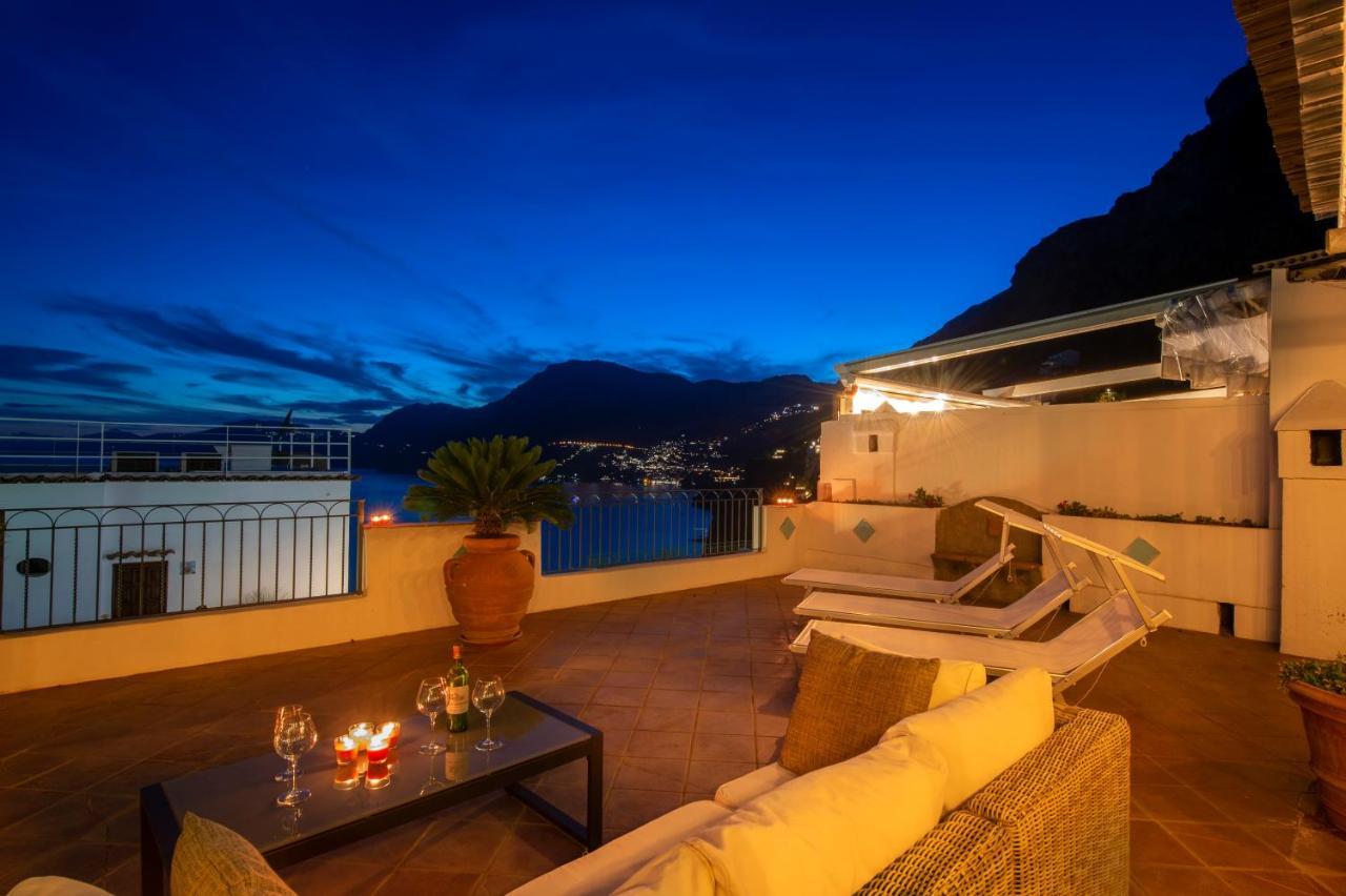 Casa Ella With Private Parking